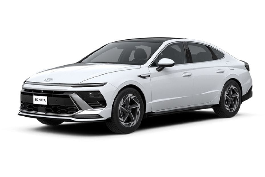 هيونداي سوناتا أبيض