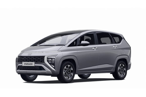 هيونداي ستارغيزر مغناتيك سيلفر ميتاليك وذ بلاك روف