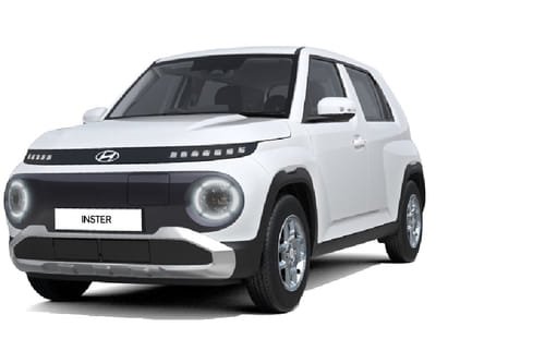 هيونداي إنستر أبيض