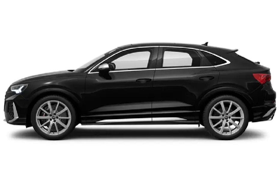 أودي آر إس كيو 3 سبورتباك أسود ميث معدني