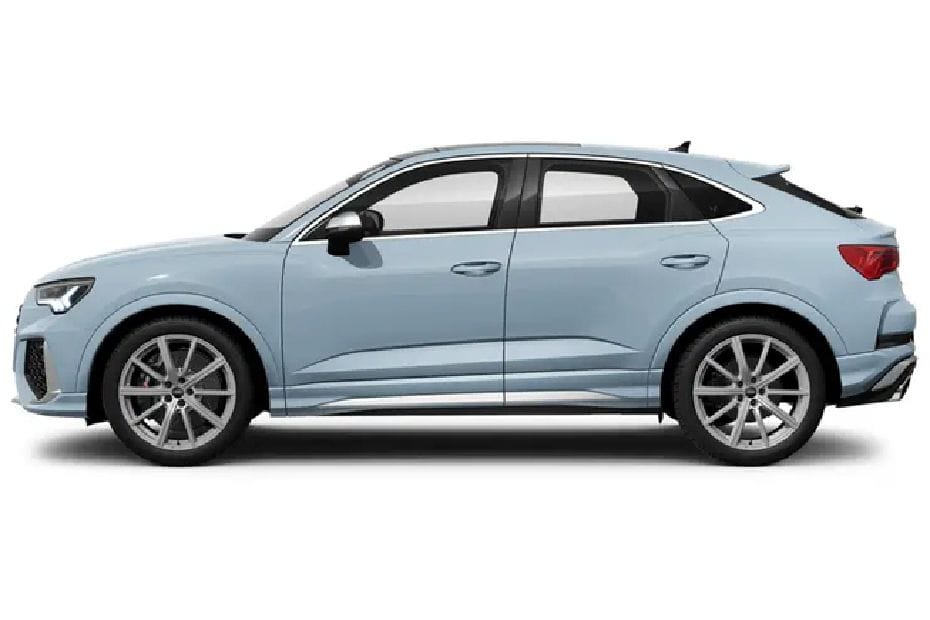 أودي آر إس كيو 3 سبورتباك Kumulusblau Uni