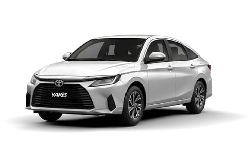 Toyota Yaris Pearl White