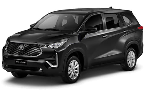 تويوتا إنوفا Attitude Black