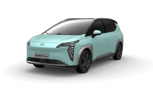 جي أي سي آيون واي أسود