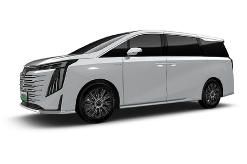 جي أي سي إي 9 أبيض