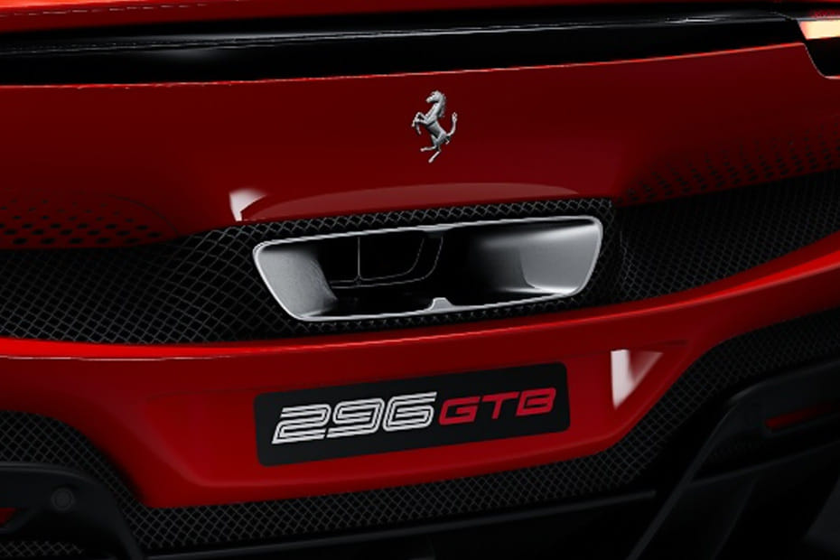 Exhaust Pipe of فيراري 296 GTB