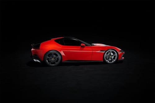 12 سيليندري Medium Angle Front View