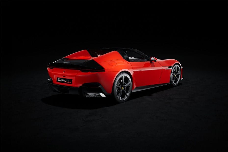 12 Cilindri  Spider Rear angle view