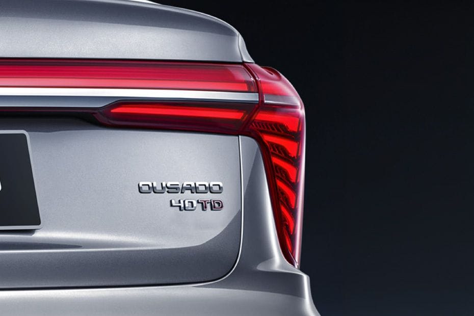 أوسادو Tail light