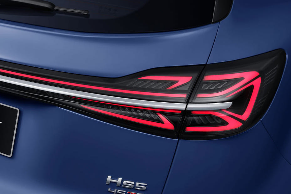 إتش إس 5 Tail light