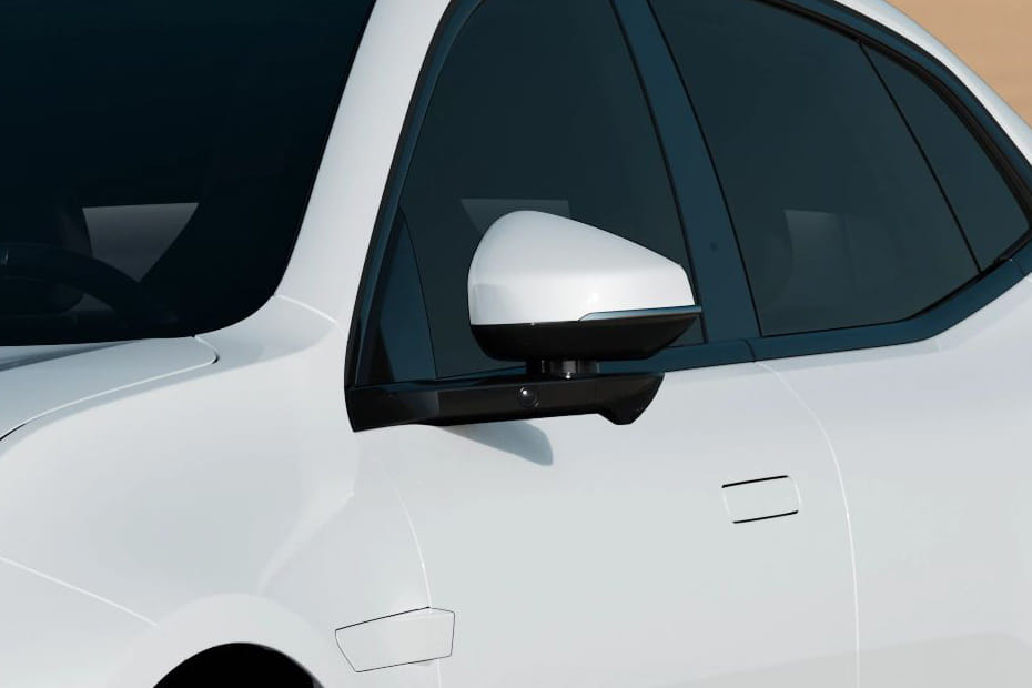 بولستار ٤ Drivers Side Mirror Front Angle