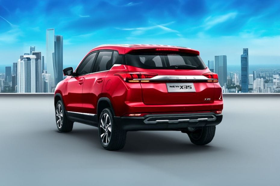 Rear Cross Side View of BAIC X35