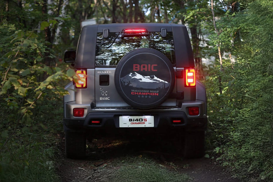 Full Rear View of بايك BJ40 S