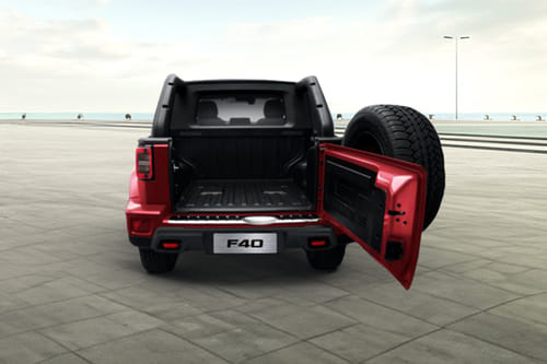 Full Rear View of بايك BJ40 F