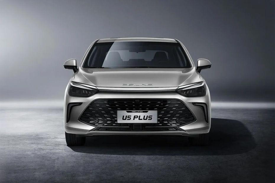 Full Front View of U5 Plus