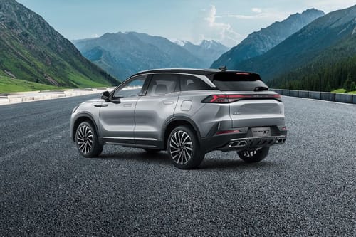 Rear Cross Side View of بايك إكس7 2026