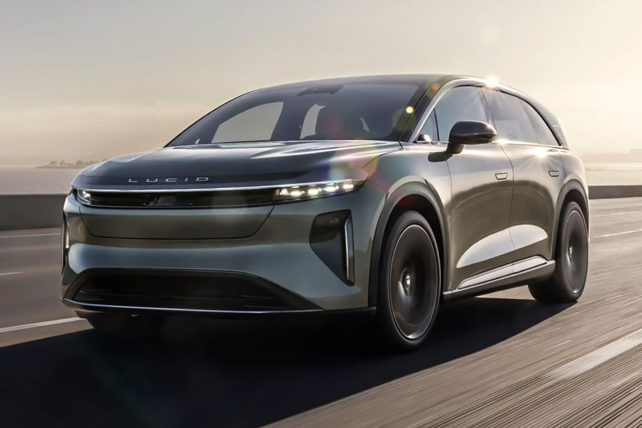 لوسيد  جرافيتي Front angle low view