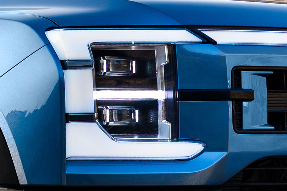 القرش 6 Headlight