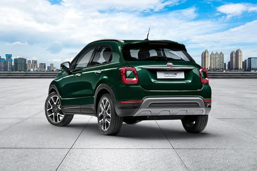 Rear Cross Side View of Fiat 500X