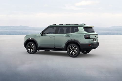 Rear Cross Side View of جيتور T1