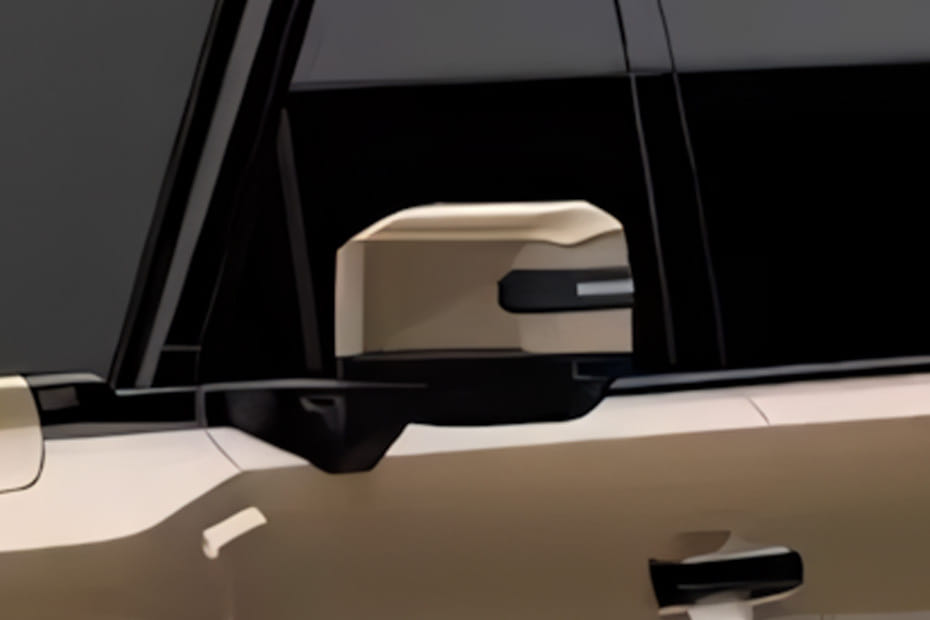 جيتور جي 700 Drivers Side Mirror Front Angle