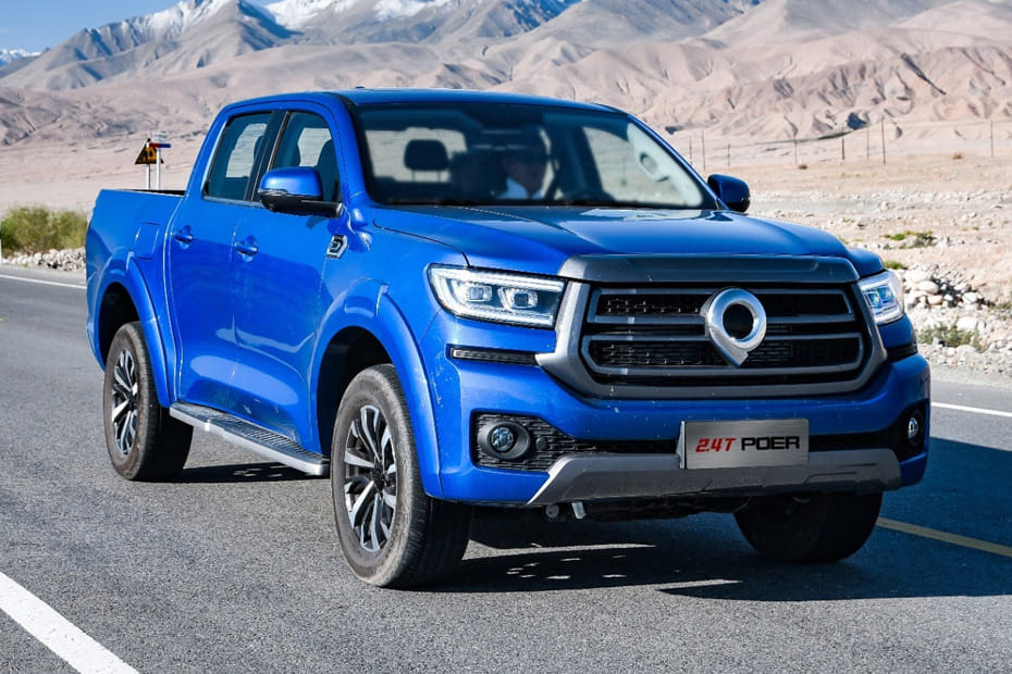 GWM بوَر Front Cross Side View