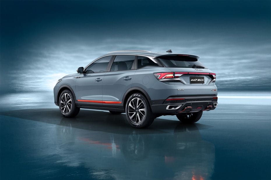 Rear Cross Side View of Dongfeng AX7 MACH