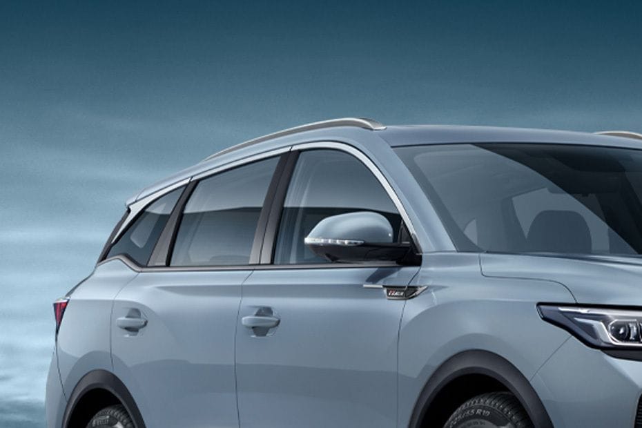 AX7 MACH roof rail