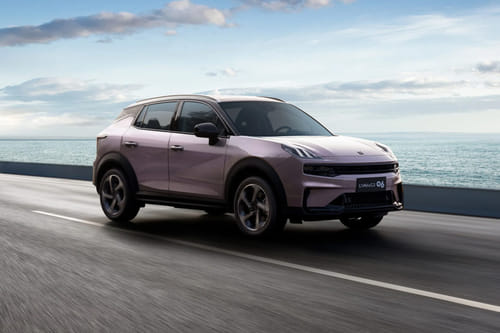 LYNK&CO 06 Front Medium View