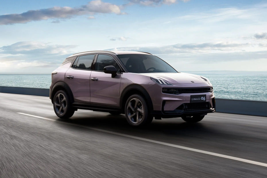 LYNK&CO 06 Front Medium View
