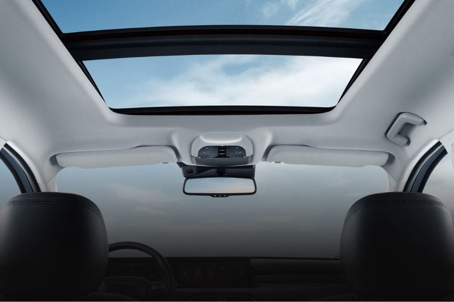 Exeed TXL Sunroof Moonroof