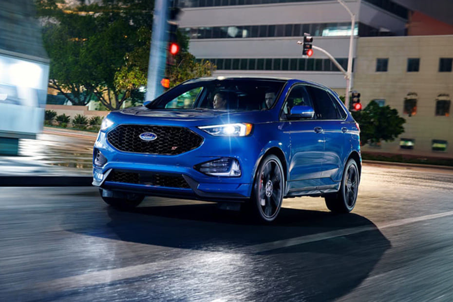 Ford  Edge ST Front angle low view