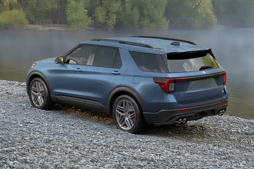 Rear Cross Side View of Ford Explorer