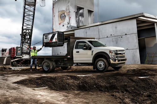 فورد سوبر ديوتي شاسيه كاب Front Medium View