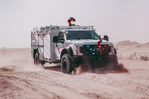 سوبر ديوتي شاسيه كاب Medium Angle Front View