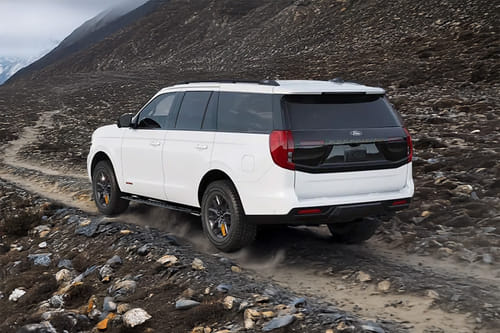 Rear Cross Side View of Ford Expedition