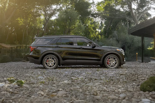 Explorer ST Medium Angle Front View