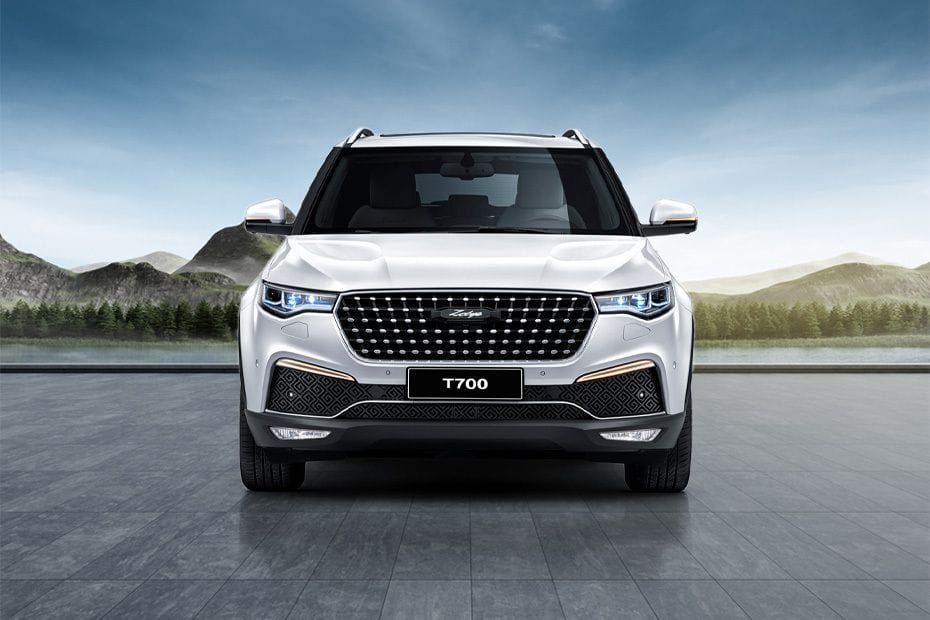 Full Front View of T700