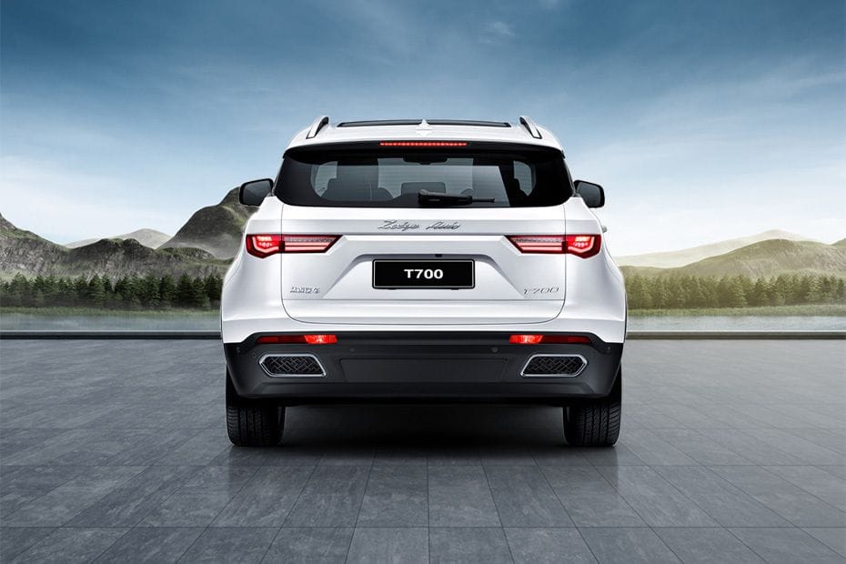 Full Rear View of Zotye T700