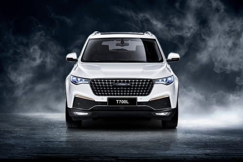 Full Front View of T700L