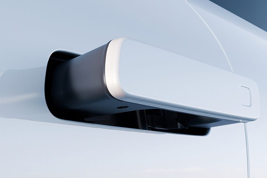 ٧ إكس Door handle