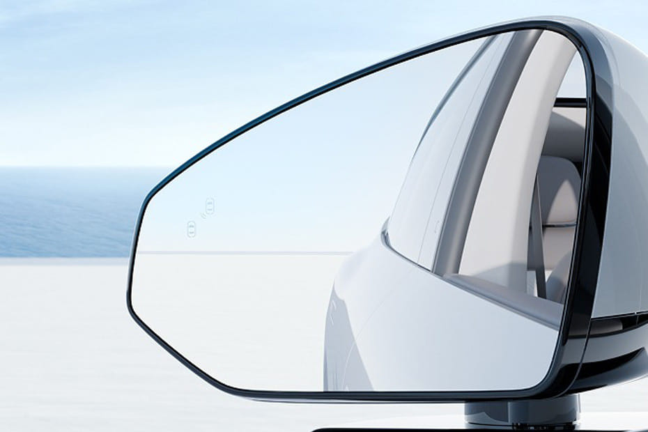 زيكر ٧ إكس Drivers Side Mirror Rear Angle