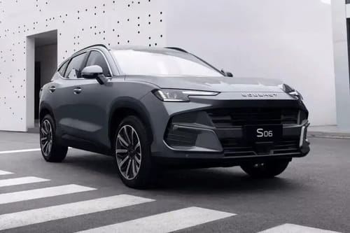 S06 Front deep low Angle View