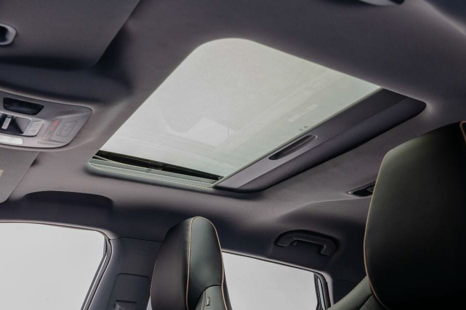 OMODA E5 Sunroof Moonroof