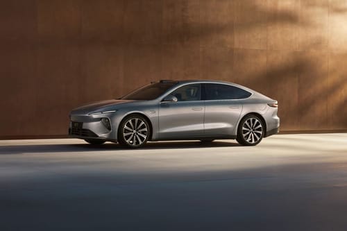 NIO ET7