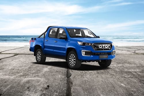 PETROMIN FOTON  Tunland G7 Front angle low view