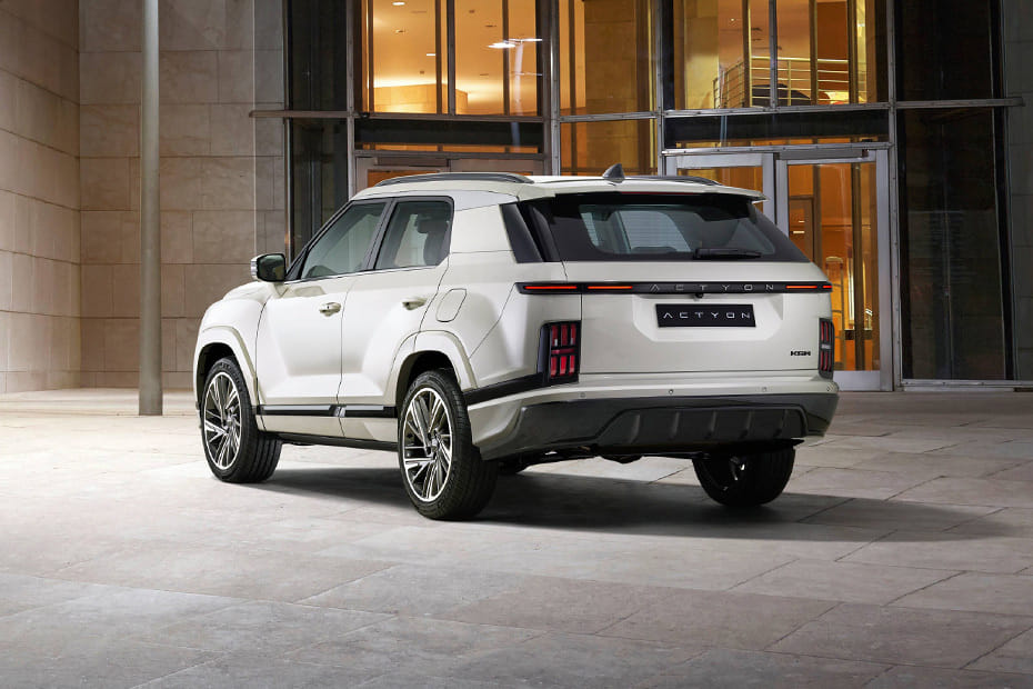 Rear Cross Side View of KGM Actyon