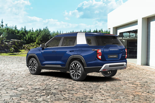 Rear Cross Side View of KGM Torres