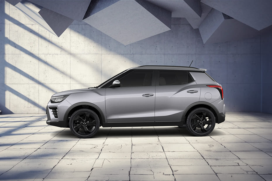 Tivoli Side view