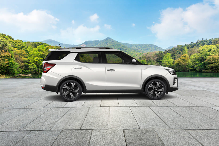 XLV Medium Angle Front View